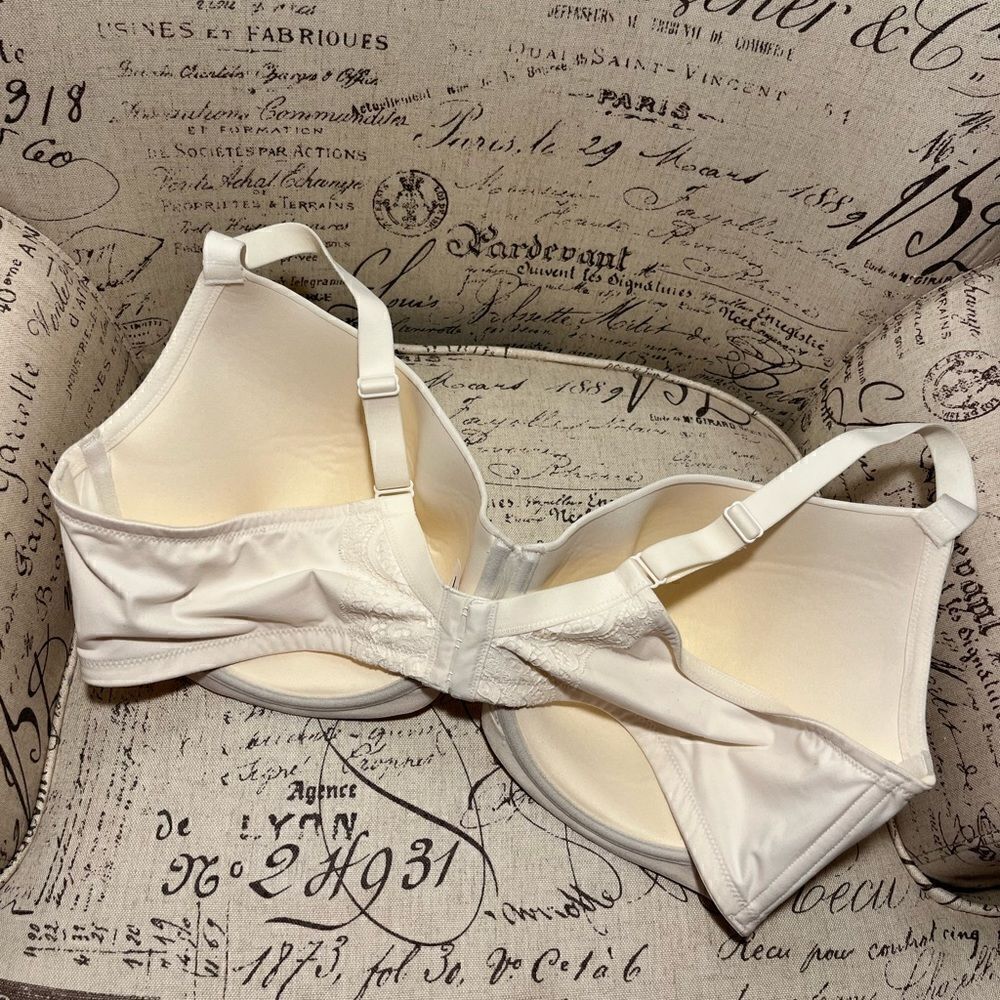 NWOT Auden Bra - Picture 4 of 9